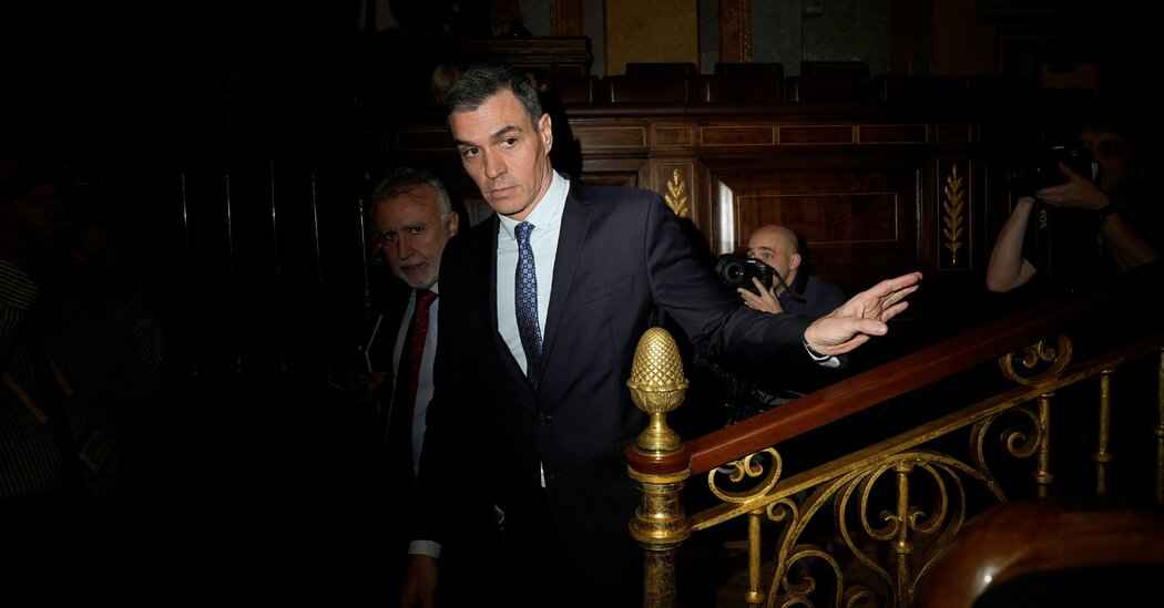 Spain’s Leader Declares He Won’t Quit Over Wife’s Corruption Case